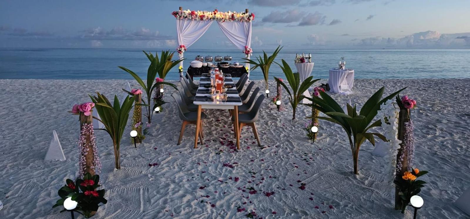 Ahiva Village Fulhadhoo Esterno foto